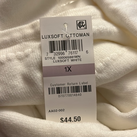 NWT Karen Scott Soft White Sweater - Picture 2 of 3